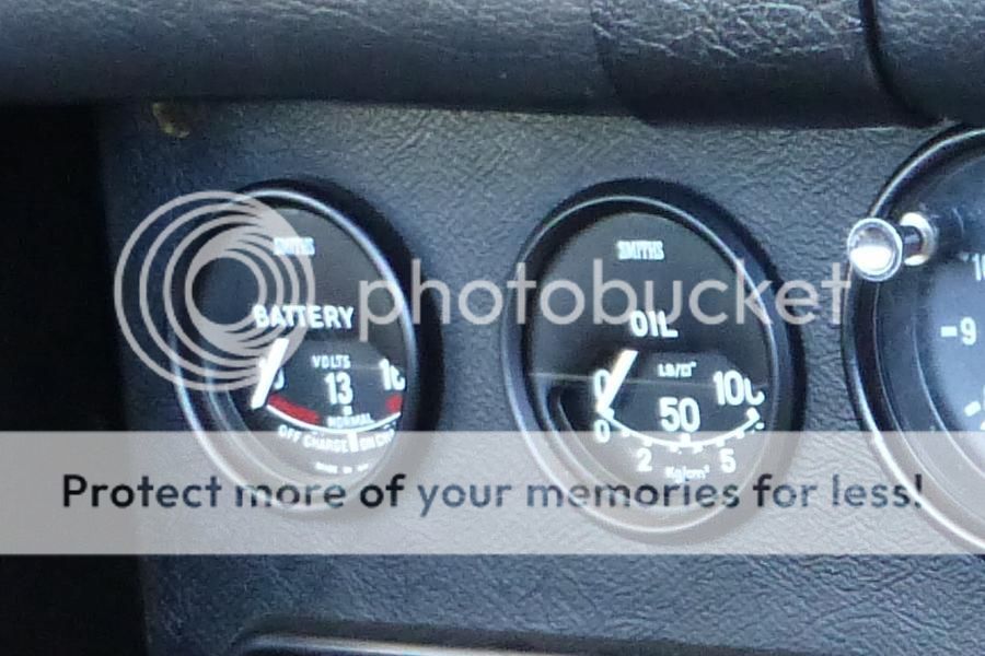 TR6 Oil pressure gaugeoil leaking behind the glass British Car Forum